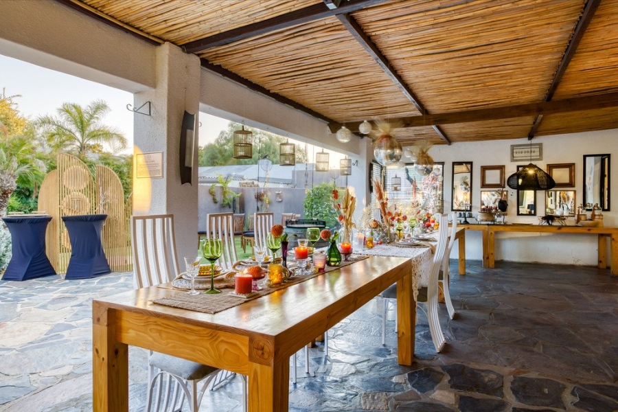 5 Bedroom Property for Sale in Panorama Western Cape